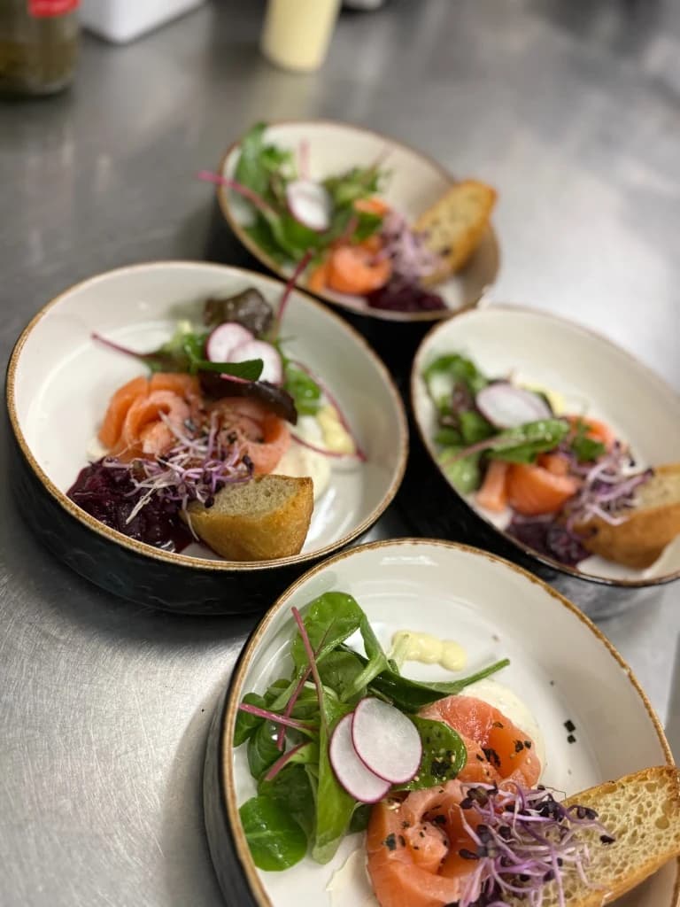 Garnalen met rijst en guacamole