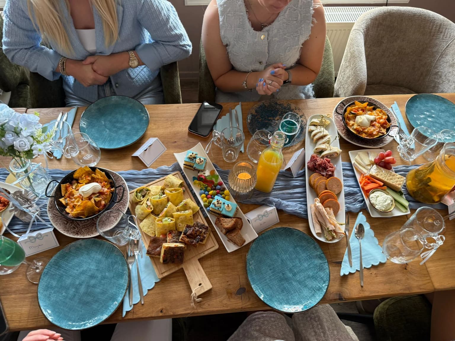 Shared dining met sushi en bijgerechten