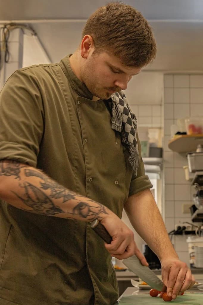 Joël — Sous-chef