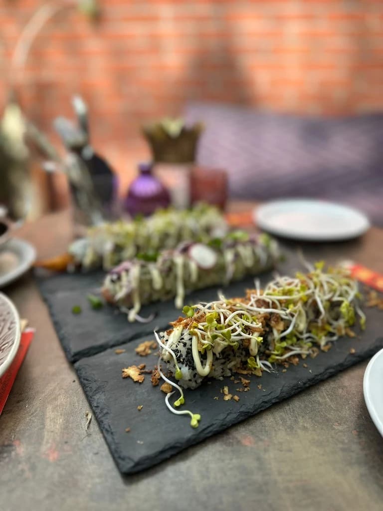 Huisgemaakte sushi rolls