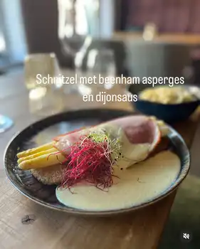 In de week menu: schnitzel met asperges, beenham en Dijonsaus! - Brasserie Flair Groningen